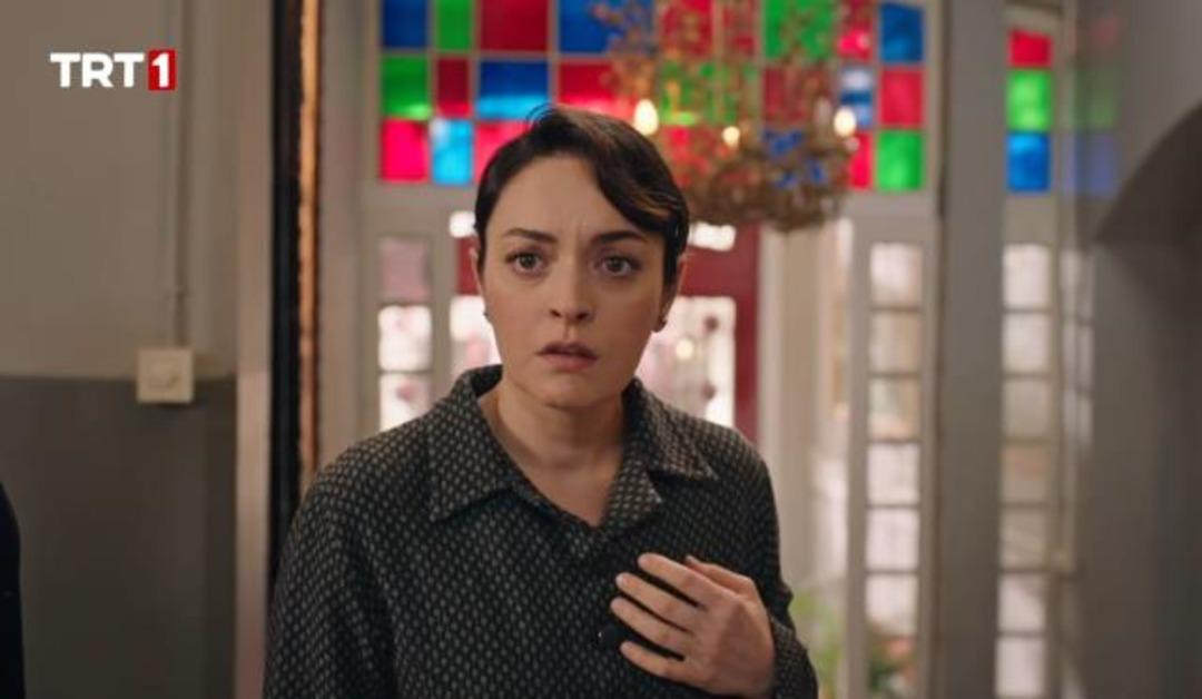 Masumlar Apartmanı'nda ger&ccedil;ekler ortaya &ccedil;ıkıyor! Safiye, Naci'nin yerini &ouml;ğrendi 