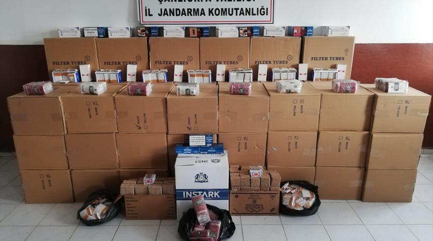 Şanlıurfa'da bandrolsüz 552 bin makaron ve 341 paket puro tütünü ele geçirildi