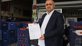 Sadece marketleri çalışınca, halde 30 kuruş olan salatalık markette 5,95 lira oldu!
