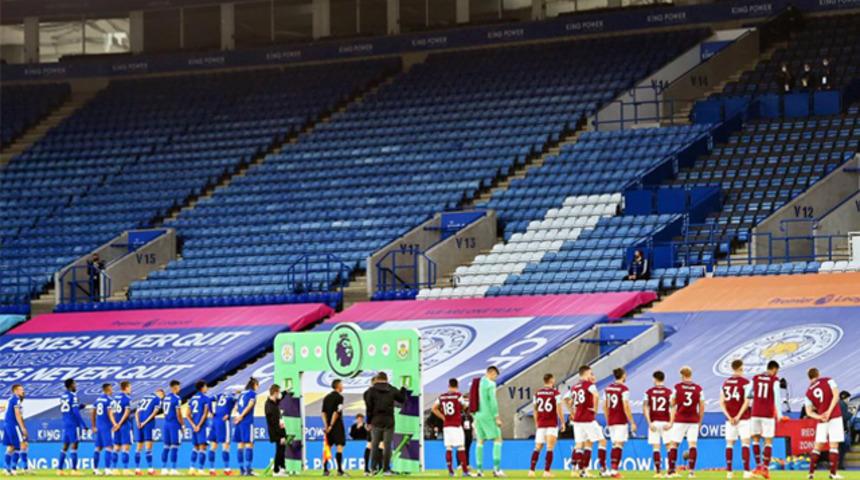 İngiltere'de taraftarlar tribüne dönüyor