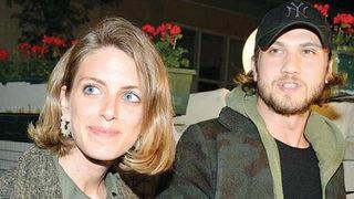 Bige Önal 20'li yaş akımı için doların 2001 yılındaki kurunu paylaştı