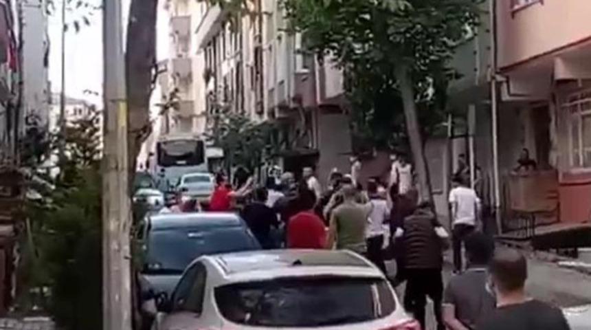 Engelli komşusuna "karıma mı bakıyorsun" diye sordu kavga çıktı