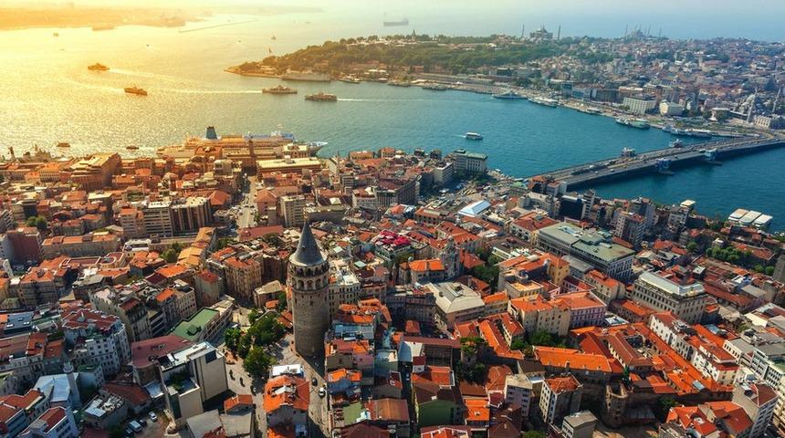 Covid: İngiltere'de otel karantinasından ka&ccedil;ınmak isteyen yolcular T&uuml;rkiye &uuml;zerinden seyahat ediyor