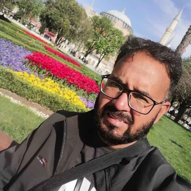 Zulfiqar Ali İstanbul'daki otele 11 gece için 100 sterlin ödediğini söylüyor