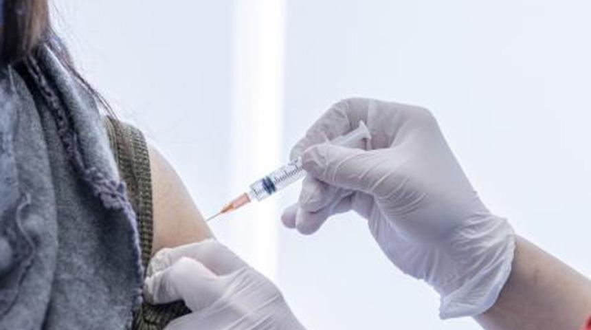 Koronavirüs aşılamasına Ramazan Bayramı düzenlemesi