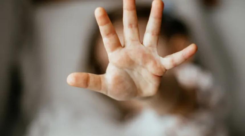 CHP Kale İlçe Başkanı'ndan genç kıza 'tecavüz' iddiası: Tüm hak ve edinimleri askıya alınmıştır