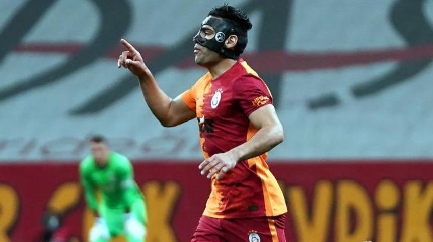 Celta Vigo Radamel Falcao'nun peşinde