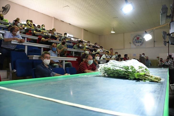 Çukurova'daki çiçek mezatlarında Anneler Günü yoğunluğu G5