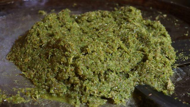 Kilis’in vazgeçilmez lezzeti ‘Cennet çamuru’ iftar sofralarının aranılan tarifi oldu