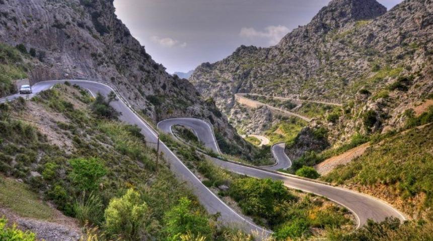 İspanya'da 2024'ten itibaren tüm otoyolları ücretli olacak!