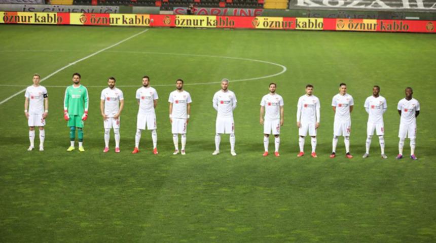  Sivasspor’da 4 futbolcu ceza sınırında!