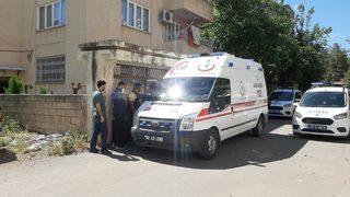 'Çocuklar ses yapıyor' kavgası kanlı bitti: 2 yaralı