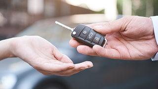 Otomobil alacaklar dikkat! Sedanın tahtını sallıyor