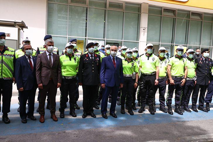 İzmir Valisi Köşger, tam kapanma sonrası kentteki vaka sayılarını değerlendirdi: G4