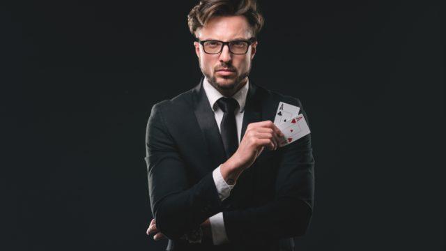 Beden dilinde poker face nedir? Poker face ne zaman ortaya çıktı?