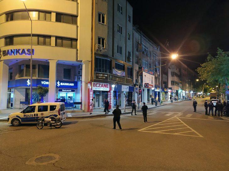 Adıyaman'da banka şubelerine zarar veren şüpheli gözaltına alındı G1