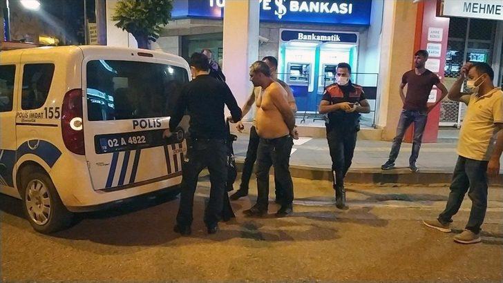 Adıyaman'da banka şubelerine zarar veren şüpheli gözaltına alındı G4