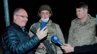 Cumhurbaşkanı Erdoğan'dan iftar yapan askerlere sürpriz telefon