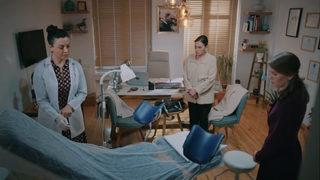 Camdaki Kız dizisinin Feride’si Nur Sürer, tepki çeken bekaret testi sahnesi hakkında ilk kez konuştu