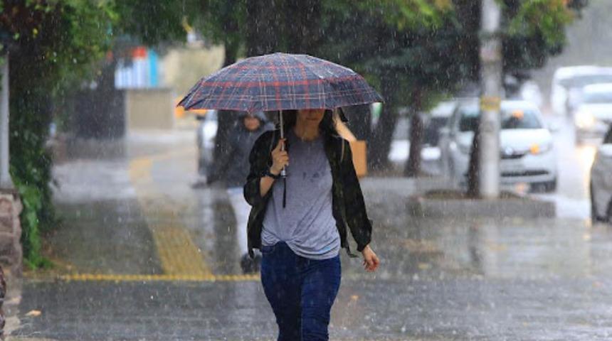 Meteoroloji'den Marmara Bölgesi için öğleden sonra aralıklı sağanak yağış uyarısı