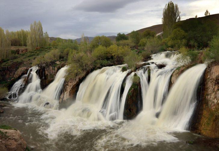 Muradiye Şelalesi'nde Kovid-19 sessizliği G1