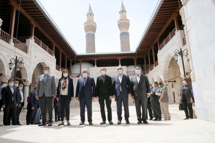 TBMM Başkanı Şentop, İsrail'in Mescid-i Aksa'daki saldırısını kınadı: G5