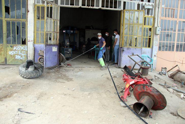 GÜNCELLEME - Uşak'ta jant tamiri sırasında lastiğin patlaması sonucu tamirci öldü, bir kişi yaralandı G1