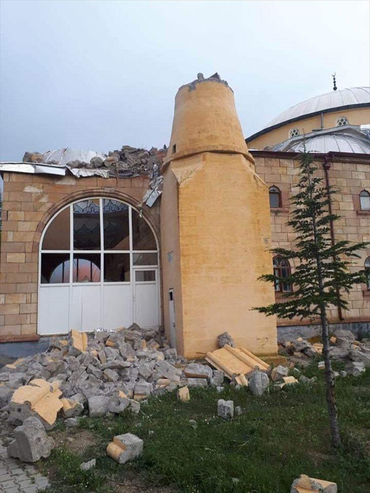 Aksaray'da fırtına hayatı olumsuz etkiledi G2