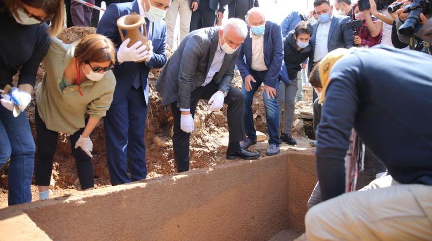 Bodrum'da lahitte bulunan eserler Bodrum Kalesi'nde sergilenmeye başlandı