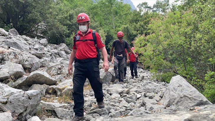 Antalya'da kaybolan İtalyan turisti jandarma buldu G2