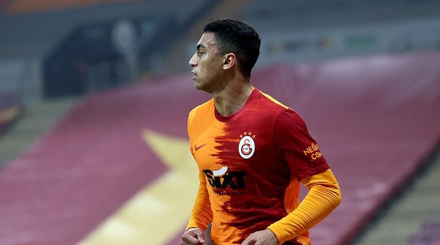 Mostafa Mohamed maç sonu sedyeyle sahadan ayrıldı