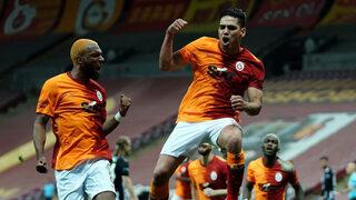 Radamel Falcao 9. golünü kaydetti