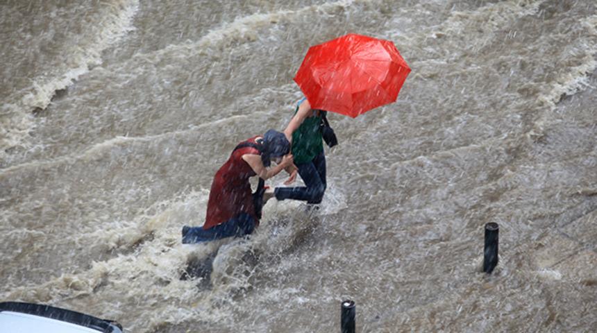 Meteoroloji'den Doğu Karadeniz için sel uyarısı! Bu bölgelerde yaşayanlar dikkat (9 Mayıs yurtta hava durumu)