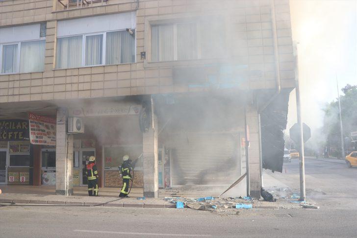 Kayseri'de iş yerinde çıkan yangın hasara neden oldu G3