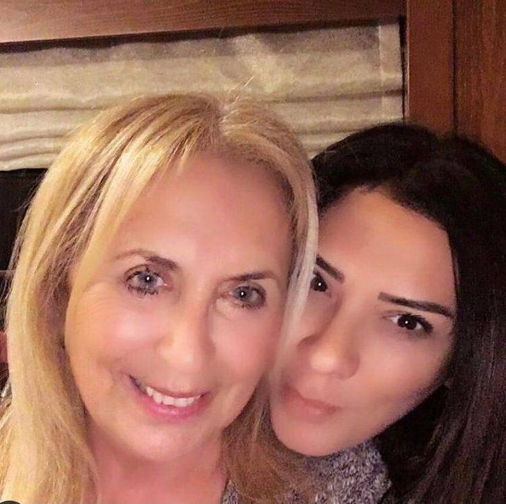 Ünlü isimlerden Anneler Günü paylaşımları G2