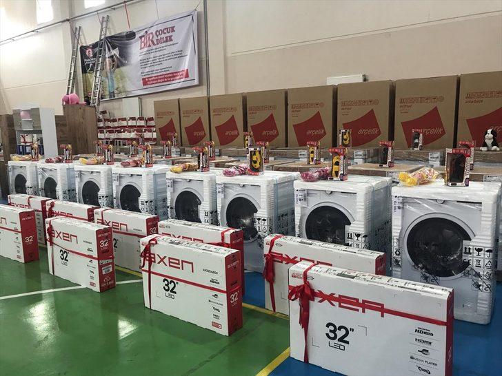 Gaziantep'te "Bir Çocuk Bir Dilek" kampanyasıyla 2 bin 300 çocuğun hayali gerçek oldu G2