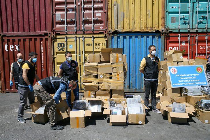 İzmir'de kaçak yollarla ülkeye sokulan 501 kripto para üretim makinesi ele geçirildi G1