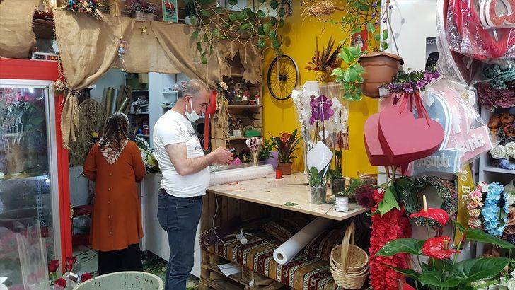 Doğu Anadolu'da kısıtlamadan muaf çiçekçilerde "Anneler Günü" yoğunluğu G2