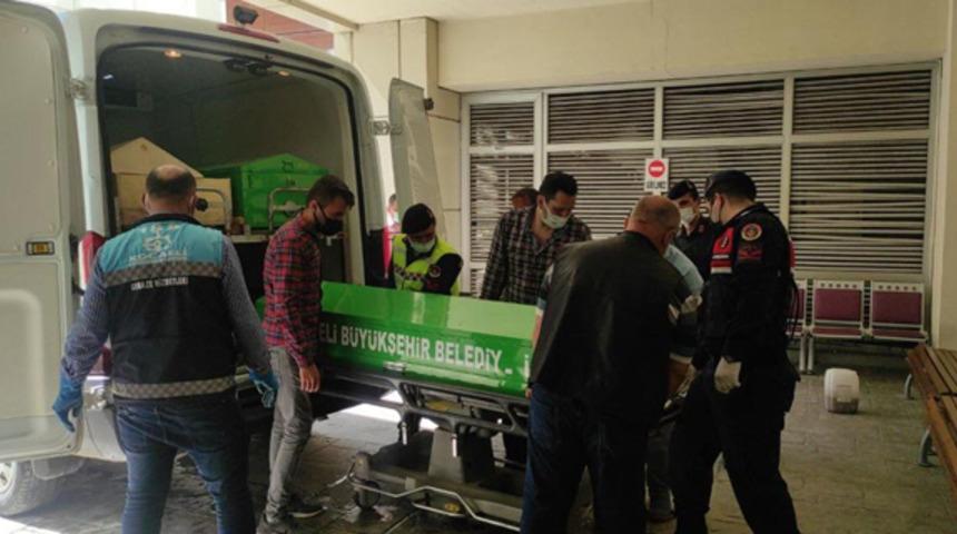 Kızlarına mesaj attığı için mahkemelik olduğu çifti, öldürdü