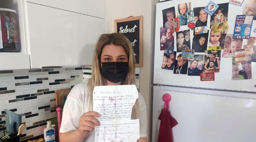 Depremde kaybettiği annesine 10 yıl önce yazdığı mektup, enkazdan çıktı