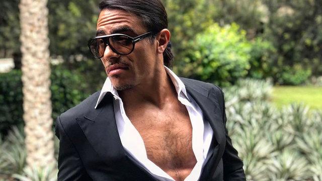 Nusret Gökçe annesini paylaştı! 'Takım elbise emanet'