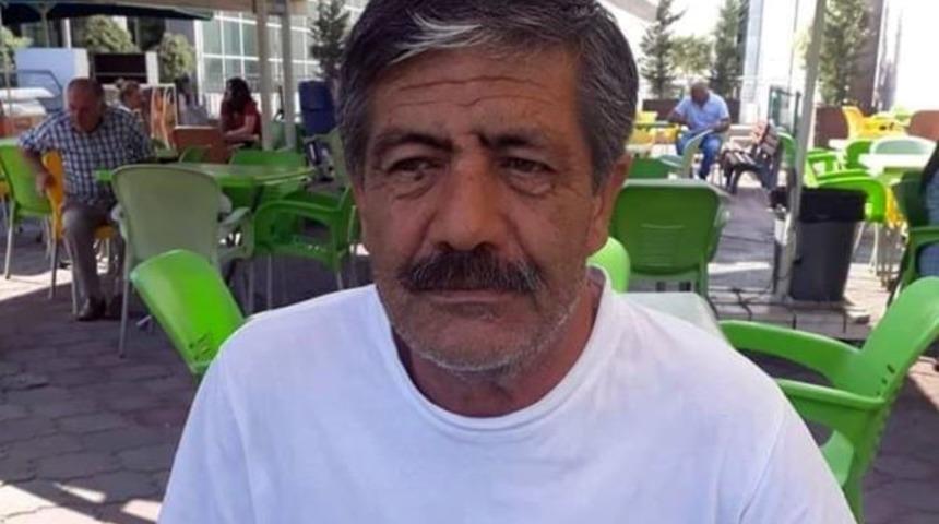 Kan donduran olay! Tartıştığı kocasını bı&ccedil;akla &ouml;ld&uuml;rd&uuml;