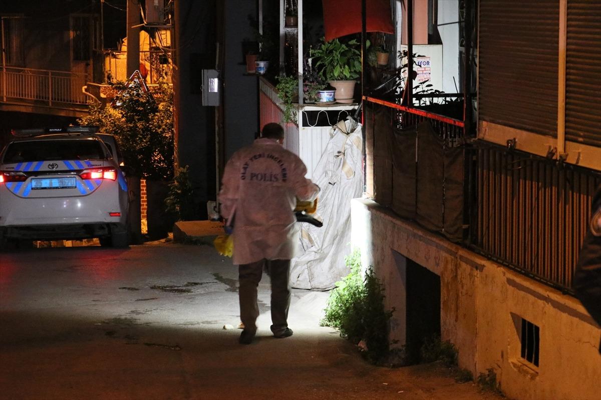 İzmir'de silahlı kavga: 1 &ouml;l&uuml;, 1 yaralı
