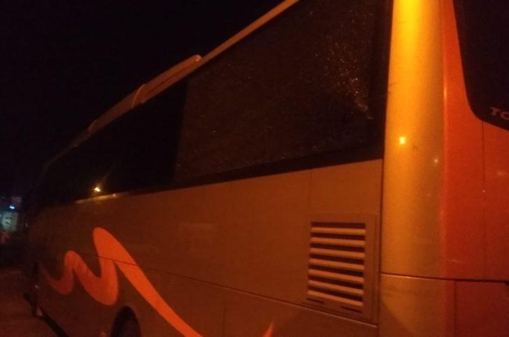 Samsunspor otobüsüne taşlı saldırı