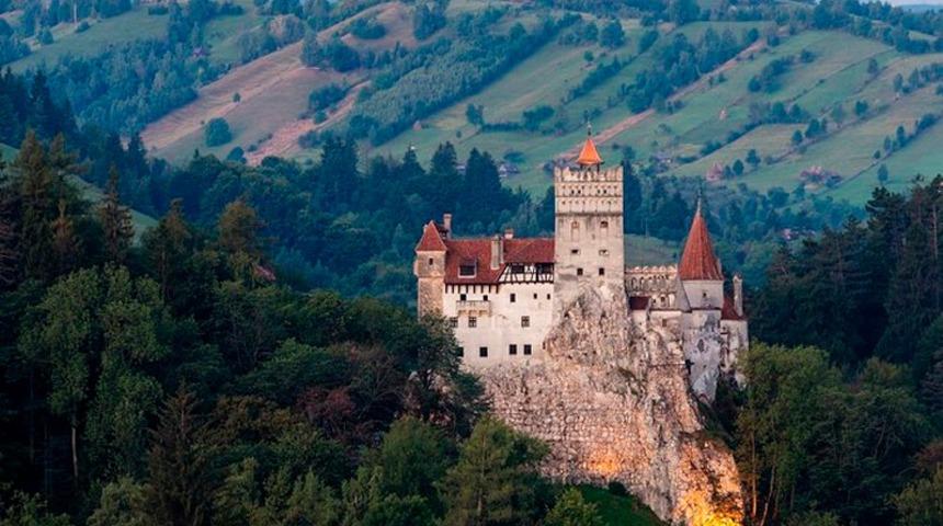 Korona aşısı olanlar '100 yıllık giriş hakkı kazanıyor'