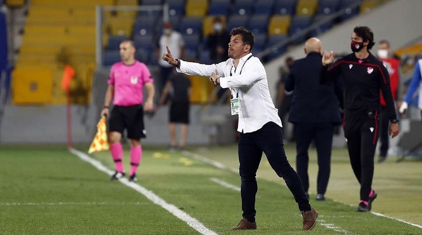 Emre Belözoğlu, Bursaspor'u geri çevirdi!