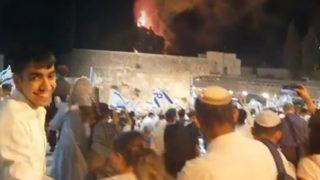 Mescid-i Aksa'daki yangını sevinç çığlıklarıyla izlediler! Skandal görüntü