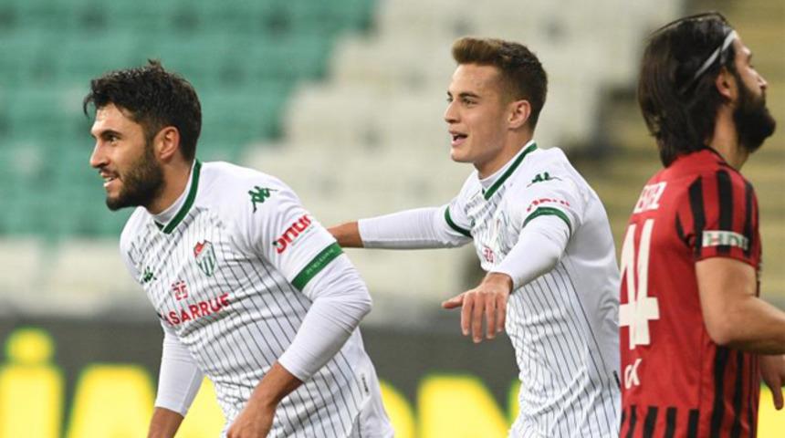 Cüneyt Köz: Bursaspor'da devam etmek istiyorum