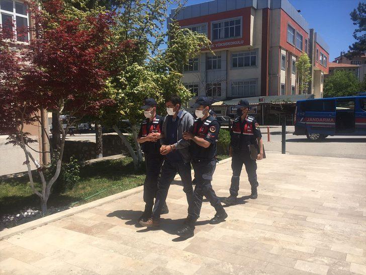Denizli'de tarlada çalışan husumetlisini tüfekle yaralayan kişi yakalandı G2