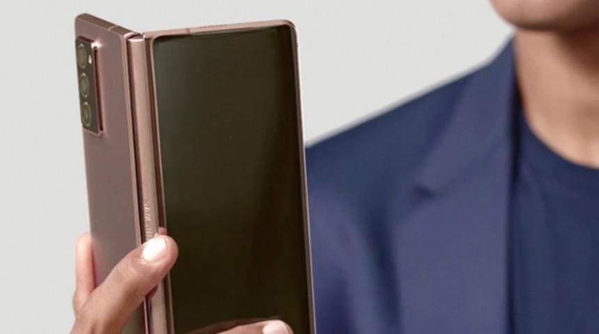 Galaxy Z Fold 3 için yeni bilgiler geldi: Ekran altı kamera özelliği gerçek olabilir!